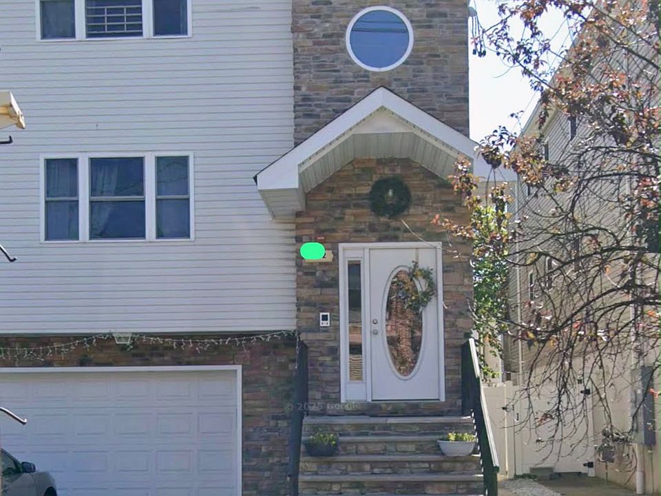 1st image of 1060-1062 E Grand St Floor 2