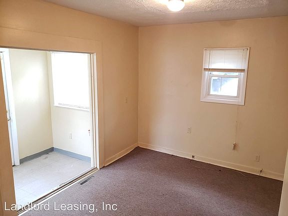 2nd image of 827 Lake Ave
