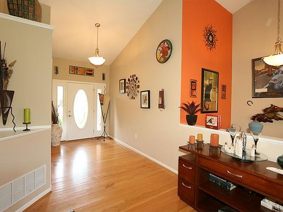 3rd image of 1139 Breckenridge Ln