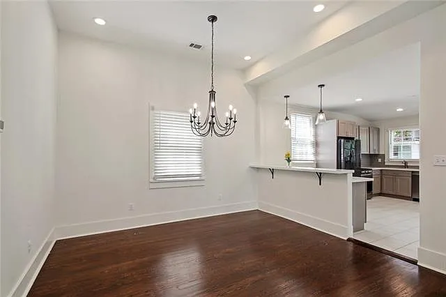 625 Evelina St — Photo 3