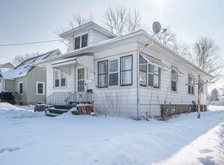 211 20th St SE, Mason City, IA 50401