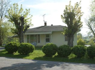 111 Grayson Ave, Independence, VA 24348