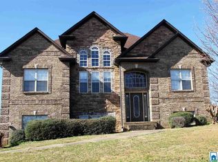 135 Smithfield Ln, Springville, AL 35146