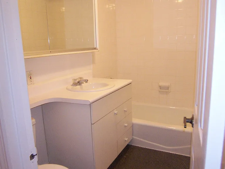 351 Amsterdam Ave #7S — Photo 5