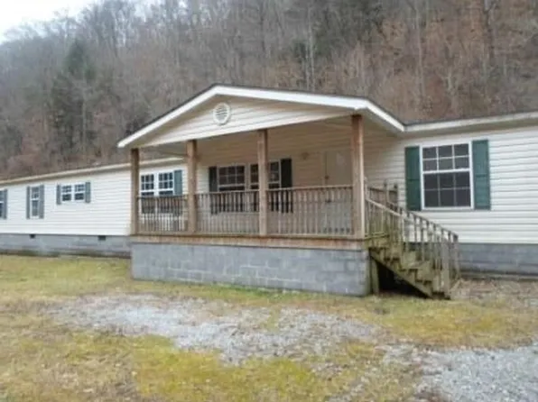 363 Slones Br, Shelbiana, KY 41562