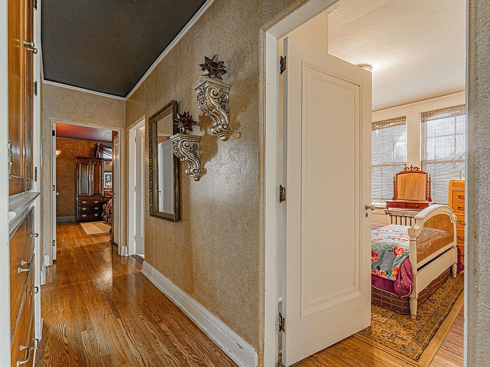 25th image of this home