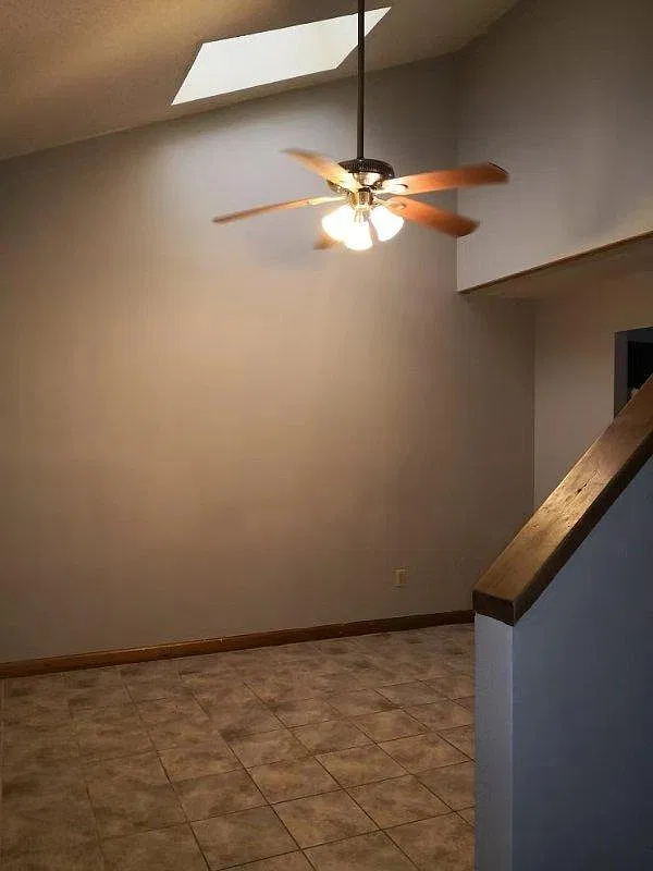 5 bed, 1800 sqft, $3,750 — Photo 4