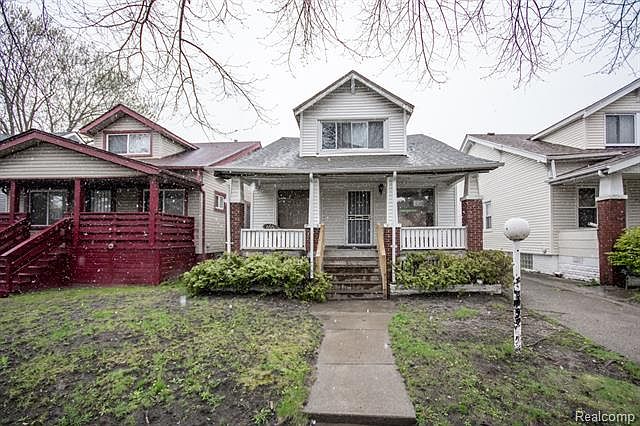 1st image of 15845 Normandy St