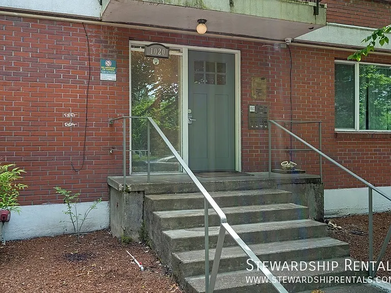 1020 E 18th Ave #1 — Photo 3