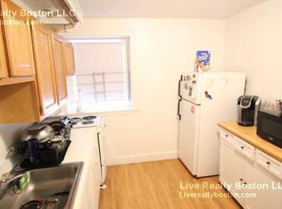 1846 Beacon St, Brookline, MA 02445