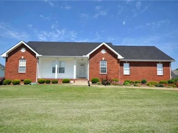 232 Jacob Dr, Pleasant View, TN 37146