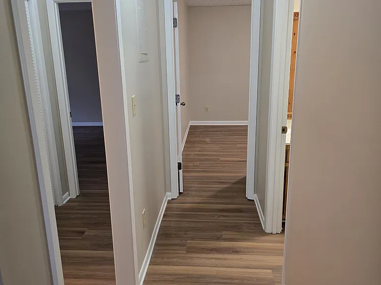 112 Glassboro Dr — Photo 14