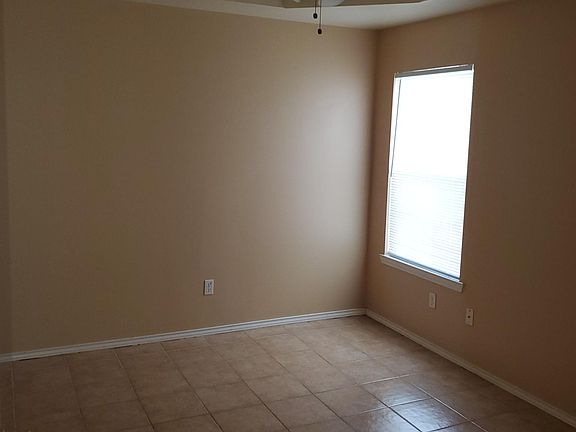 4th image of 1006 Lilia Dr APT 151