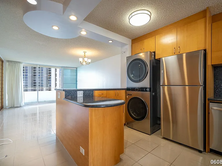1676 Ala Moana Blvd #710 — Photo 3