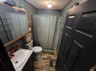 407 Landrey Dr, Vincennes, IN 47591