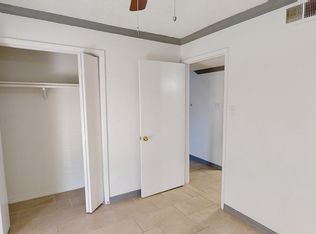 1516 Bay Area Blvd #5, Houston, TX 77058