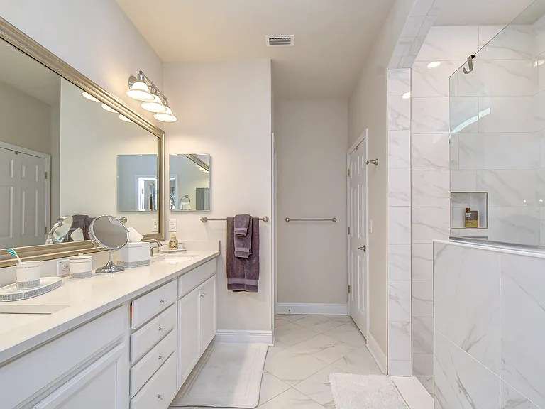 15371 Caravan Ave — Photo 21