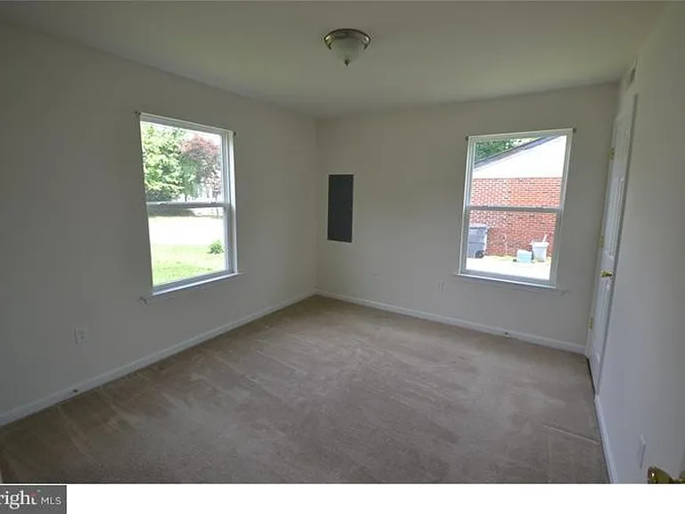 203 Hamilton St — Photo 7
