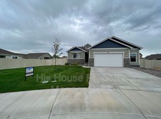 647 Cimarron Ct, Ault, CO 80610