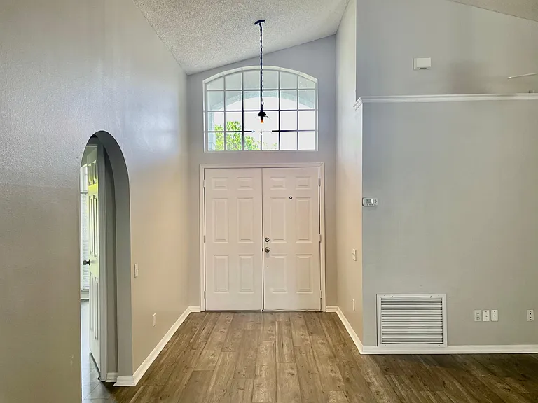 10727 Cherry Oak Cir — Photo 2