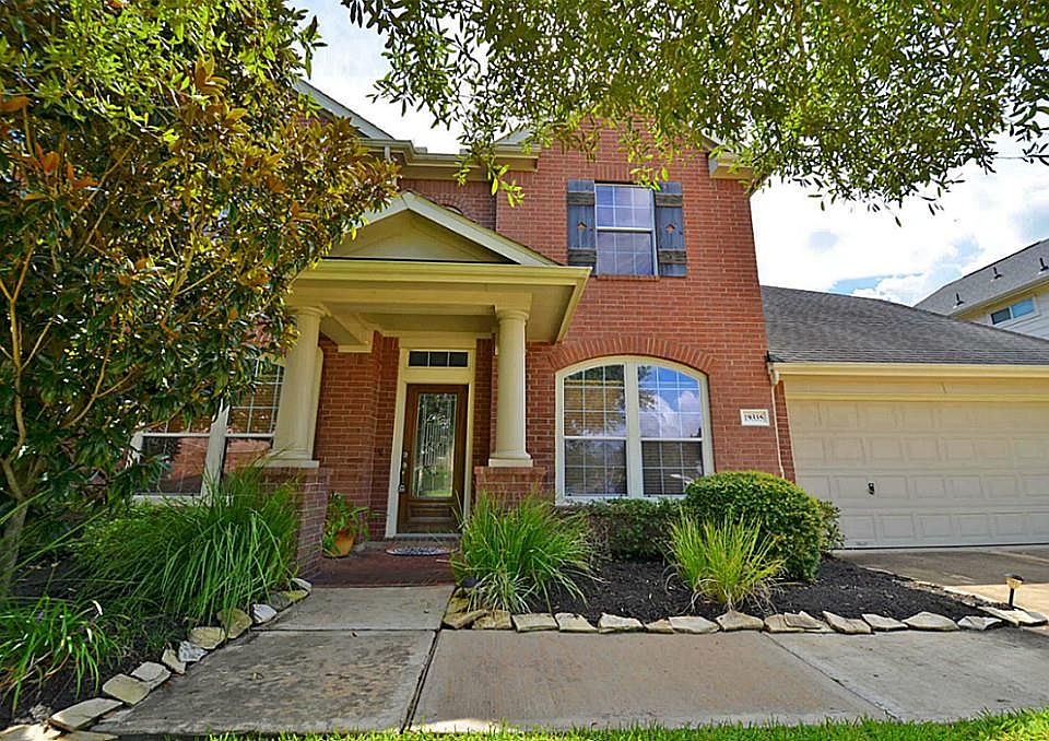 1st image of 19335 Lincoln Heights Ln
