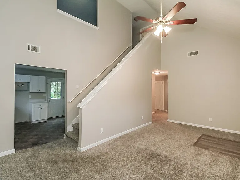 8131 Wynfield Dr — Photo 5