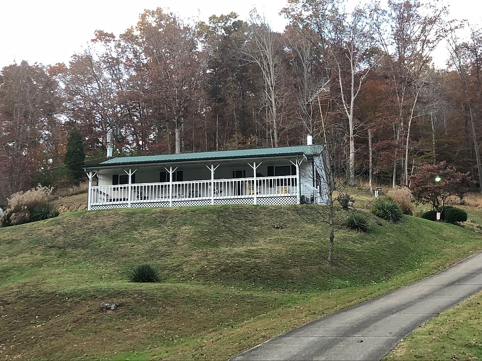 1119 Finley Rd, Milton, WV