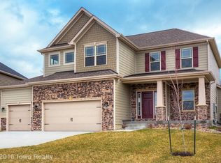 16922 Airline Dr, Clive, IA 50325