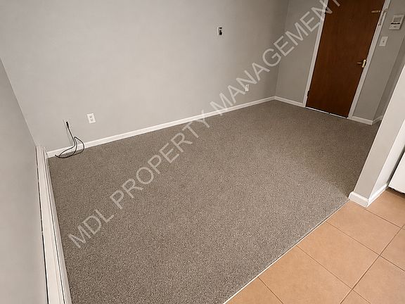 4th image of 4535 N Woodbridge Ave #5
