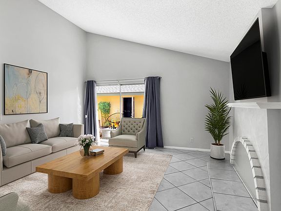 2nd image of 609 Kumquat Way