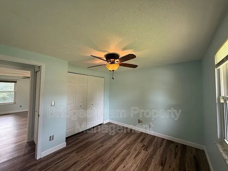 7611 Blossomview Ct — Photo 8
