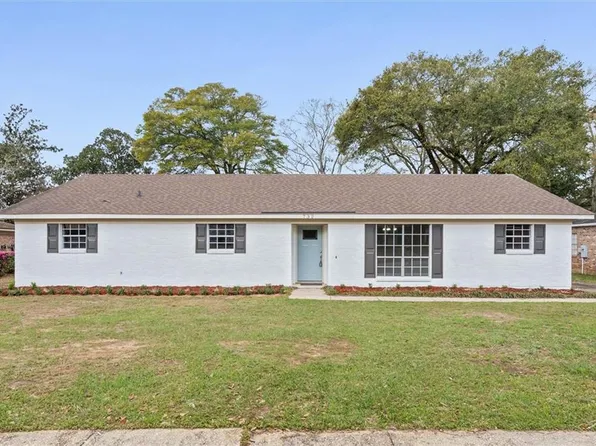 732 Oak Field Dr, Mobile, AL 36609