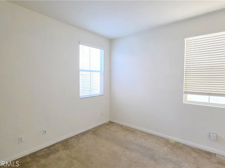 3005 E Via Corvina — Photo 28