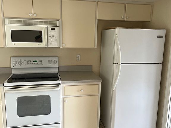 3rd image of 26392 Explorer Rd #B
