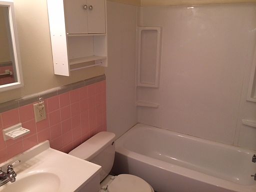 4th image of 117 35th Ave N