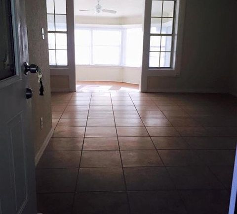 2nd image of 1119 Crestdale St