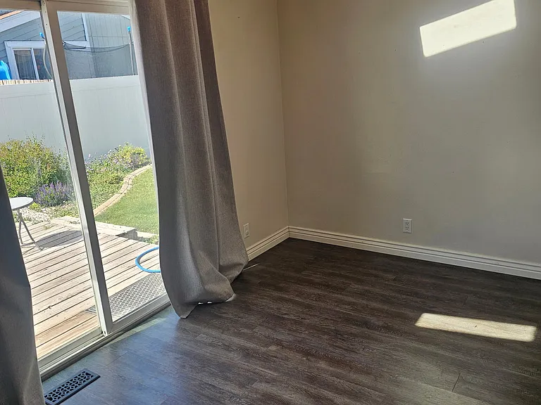 2333 W 4150 S — Photo 6