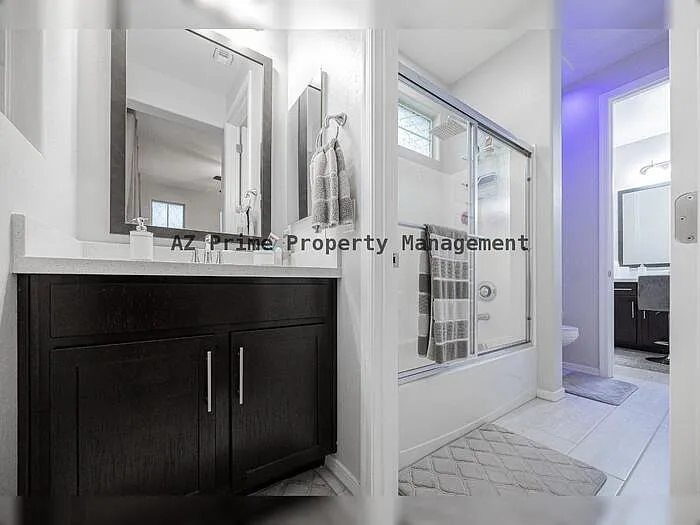 11777 S 51st Dr — Photo 29