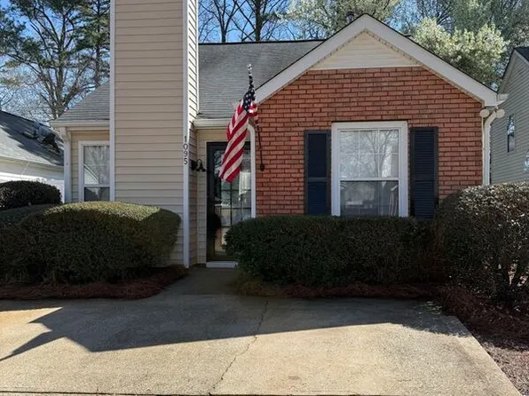 1095 Britley Park Ln, Woodstock, GA 30189