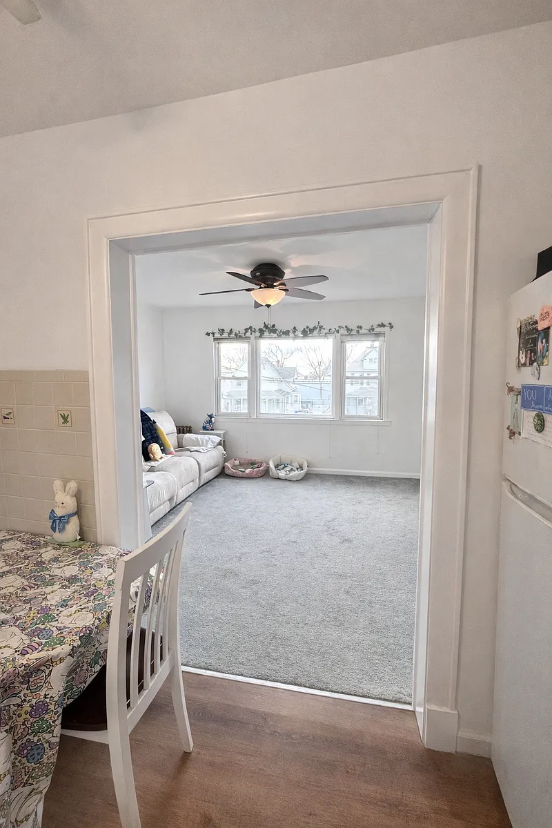 Building Photo - 32 5th St #2