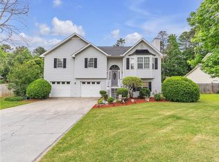 221 Wildwood Cir SE, Calhoun, GA 30701