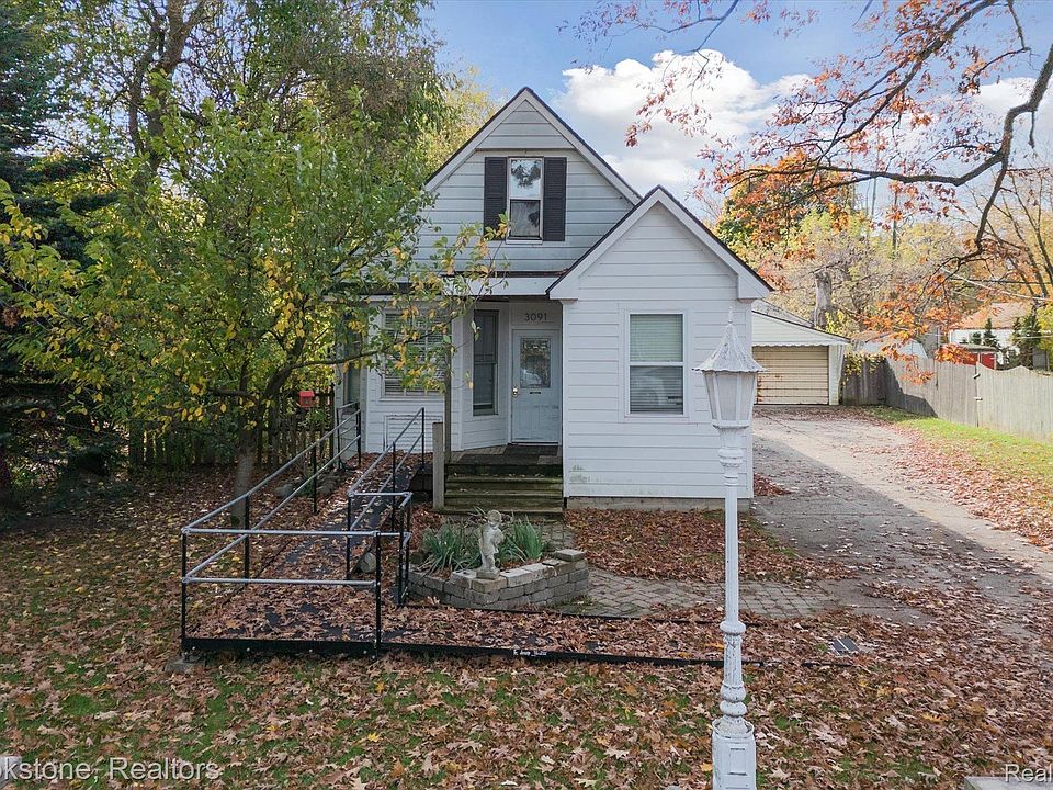 1st image of 3091 Cass Lake Ave