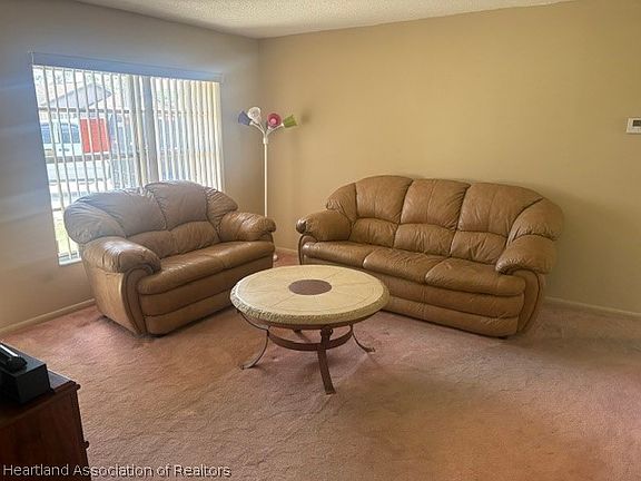 3rd image of 3 Hillcrest St