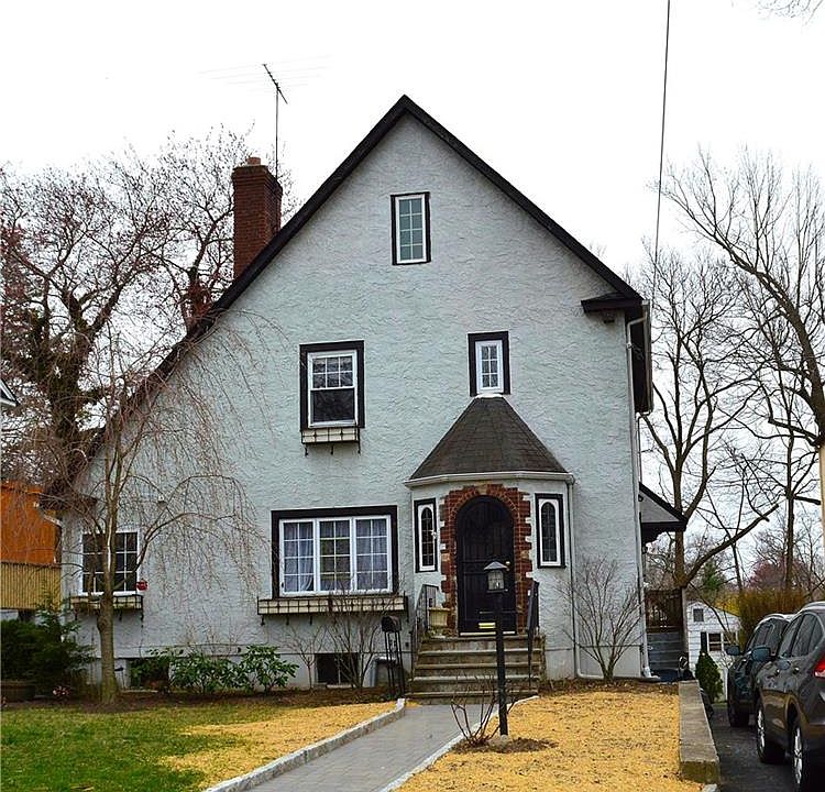 1st image of 48 Rose Ave