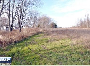 N2142 Greenville Dr, Hortonville, WI 54944