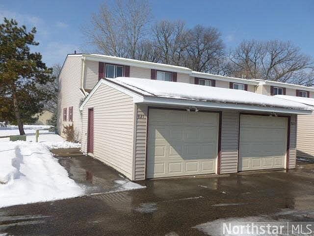 1st image of 821 Woodgate Drive