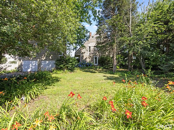 3rd image of 106 Pratt Road