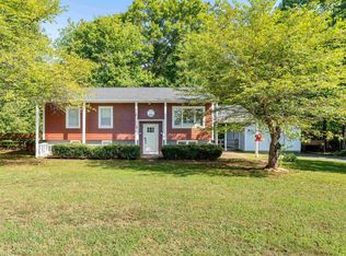 1203 Long Acre Rd, Palmyra, VA 22963