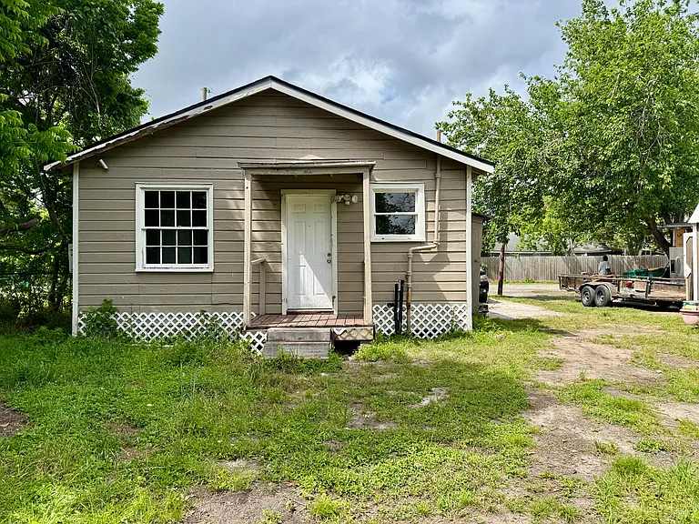 1501 Nashby St — Photo 22