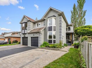 2053 Blue Ridge Cres, Pickering, ON L1X2M5